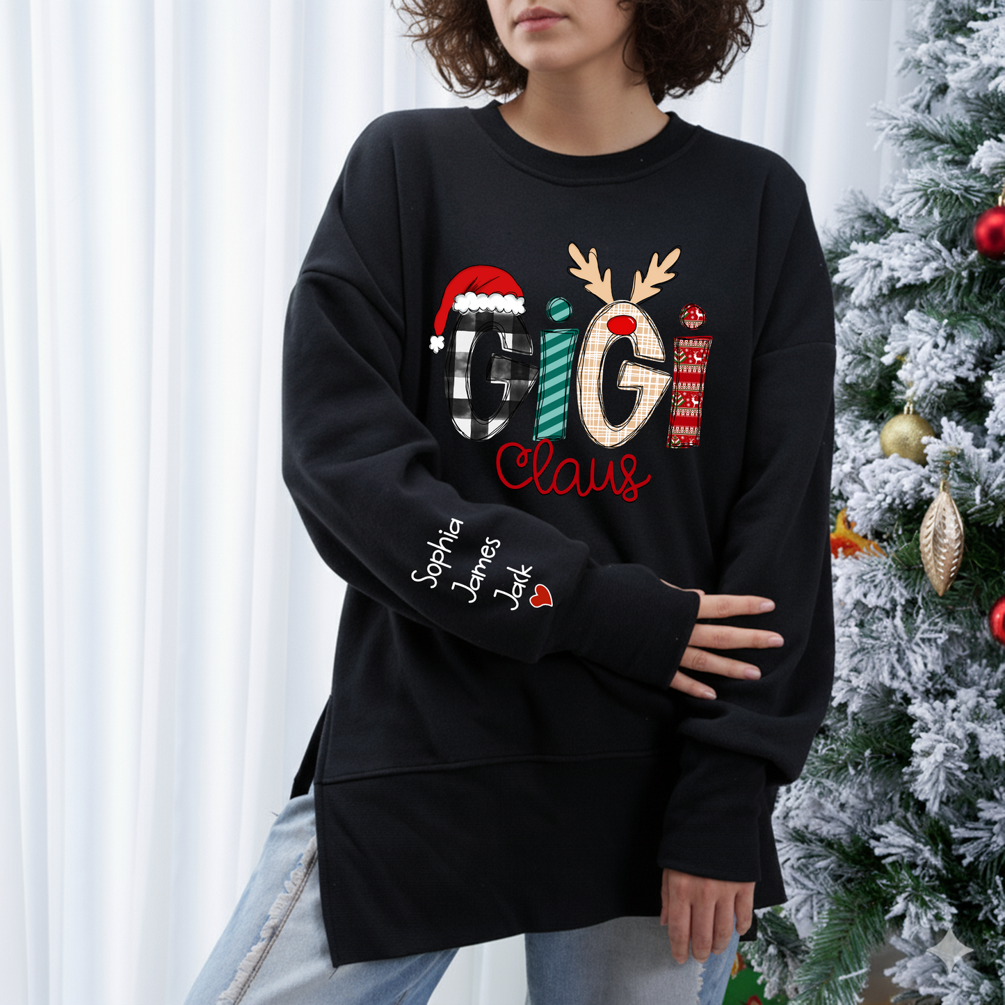 Personalized Gigi Claus Oversized Sweatshirt for Christmas – Custom Name Sleeve, Cozy Thumbhole Long Sleeve Holiday Pullover for Proud Gigi
