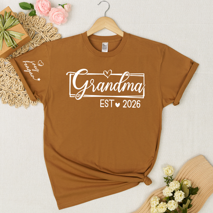 Grandma Est 2026 Shirt Graphic Tee Personalized Grandma Established Year Custom Sleeve Names Family Gift for New Grandma Mother’s Day Birthday