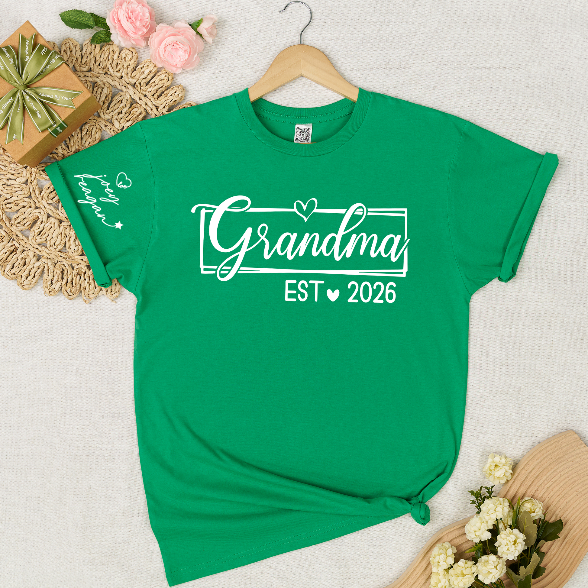 Grandma Est 2026 Shirt Graphic Tee Personalized Grandma Established Year Custom Sleeve Names Family Gift for New Grandma Mother’s Day Birthday