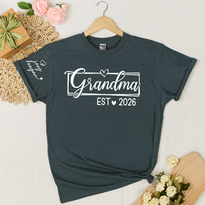 Grandma Est 2026 Shirt Graphic Tee Personalized Grandma Established Year Custom Sleeve Names Family Gift for New Grandma Mother’s Day Birthday