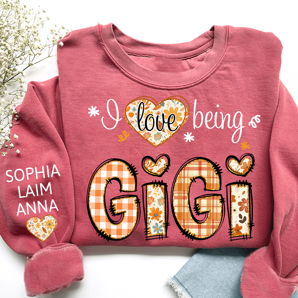 I love being Gigi fall and Grandkids Name Design Sweatshirt
