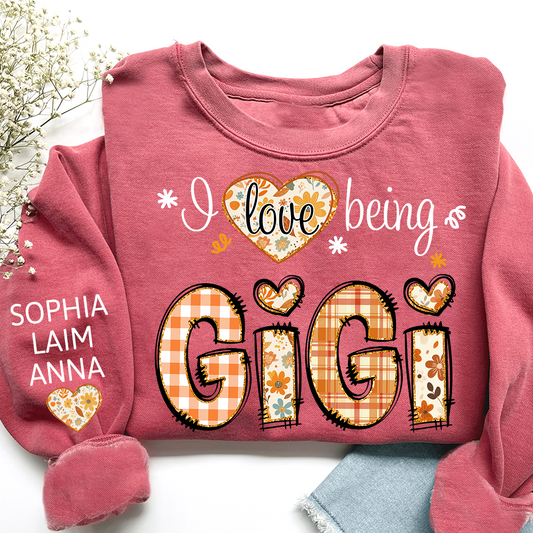 I love being Gigi fall and Grandkids Name Design Sweatshirt