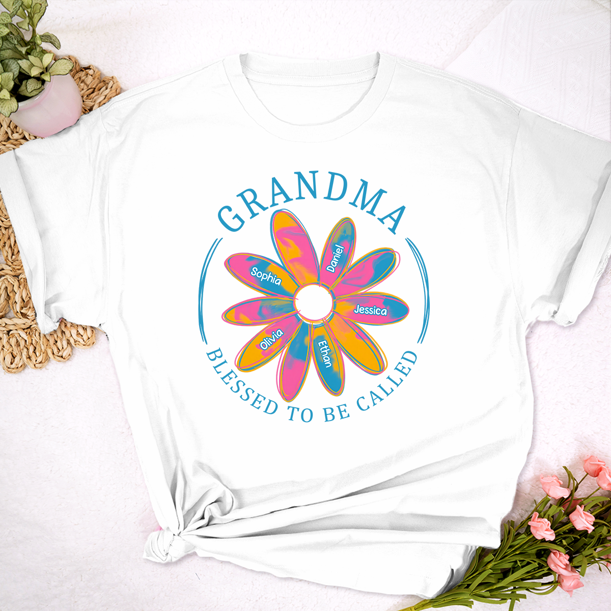 Personalized Grandma Pink Daisy Shirt, Custom Kids Names Floral Tee, Blessed Grandma Gift, Trendy Family Matching Shirt
