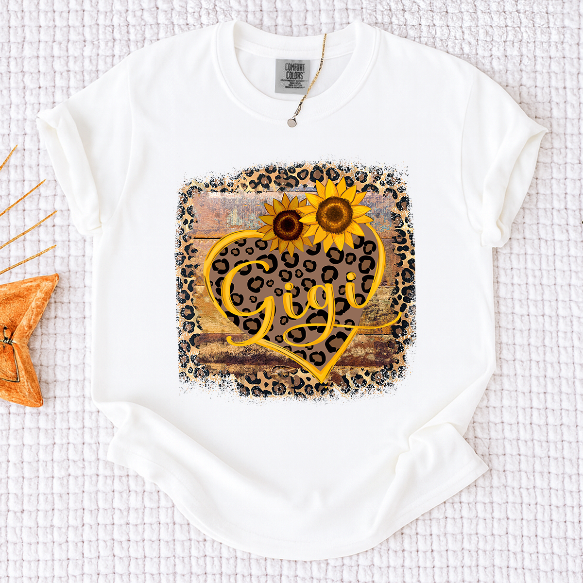 Comfort Colors Leopard Print Gigi Shirt, Personalized Sunflower Heart T-Shirt, Cute Grandmother Gift, Gigi Floral Leopard Tee, Gift for Mother's Day