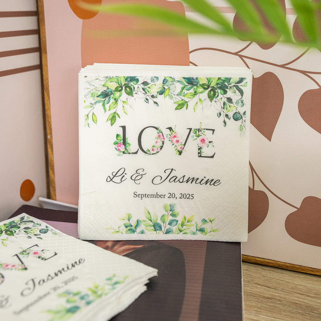 Personalized Wedding Napkins with Floral LOVE Print – Custom Names & Date – Elegant Botanical Greenery Decor for Romantic Reception