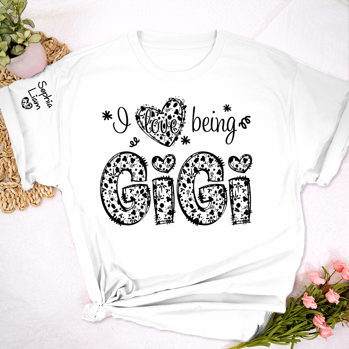 I Love Being Gigi Shirt for Grandma, Cute Floral Heart Typography Gigi T-Shirt, Sweet Family Gift for Women