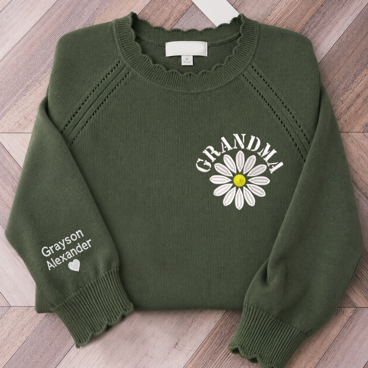 Custom Grandma Knit Sweater – Embroidered Daisy Pattern, Personalized Sleeve Text, Cozy Gift for Nana