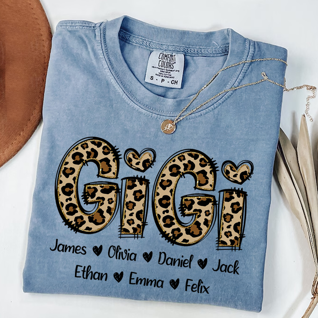 Comfort Colors® Personalize Gigi Leopard Shirt, Custom Grandma With Grandkids, Gift for Grandma Shirt