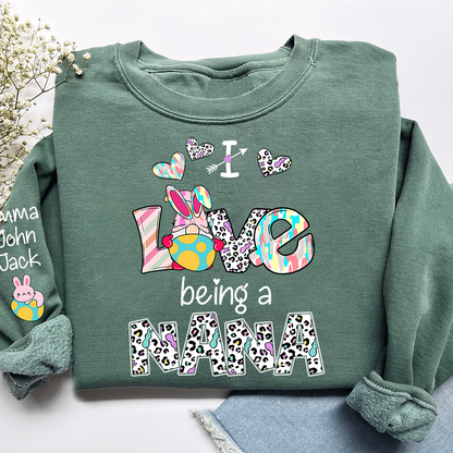I Love Being a Nana Crewneck Sweatshirt, Sweet Family Love Graphic