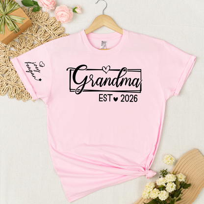 Grandma Est 2026 Shirt Graphic Tee Personalized Grandma Established Year Custom Sleeve Names Family Gift for New Grandma Mother’s Day Birthday
