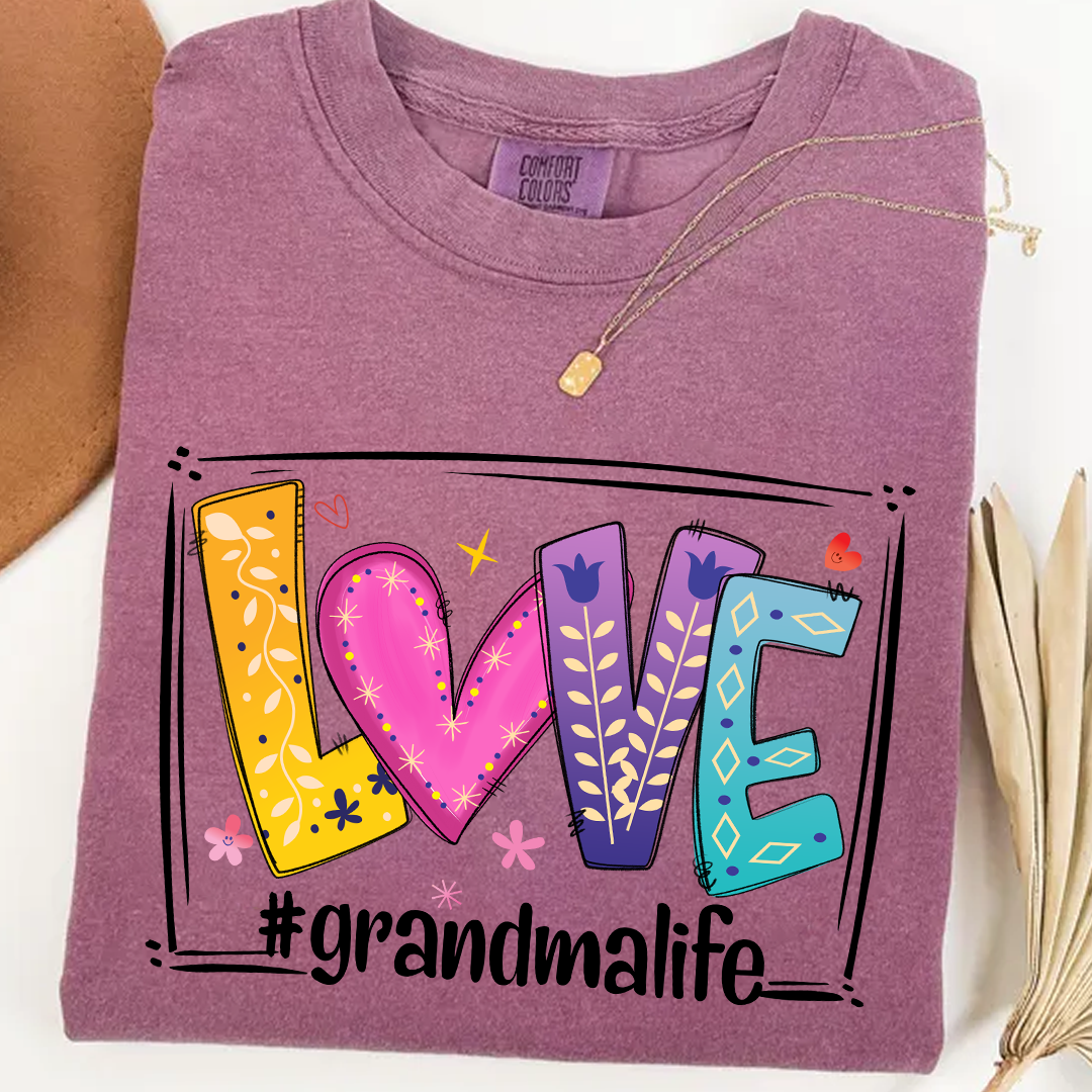Comfort Colors® LOVE Grandma Life T-Shirt – Colorful Graphic Tee