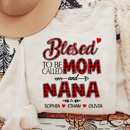 Christmas Mom And Grandma Shirt with Custom Kids’ Names, Cozy Holiday Gift