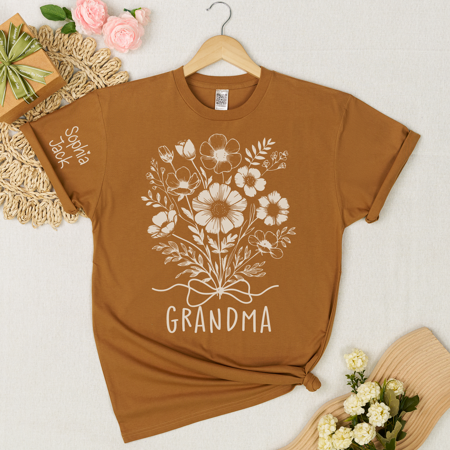 Personalized Grandma Shirt with Floral Design & Custom Names - Customizable Gift for Grandmother