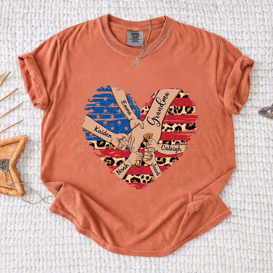 Comfort Color Personalized Grandma Shirt Patriotic Heart American Flag Leopard Design Custom Nana Mimi Gigi Name Tee with Grandkids Names Family 4th of July Outfit