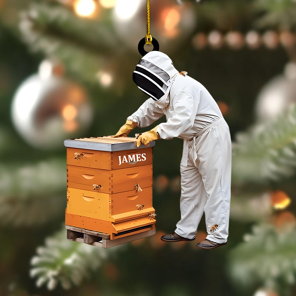 Personalized Beekeeper Ornament 2025 – Custom Name Beekeeping Christmas Ornament, Gift for Bee Lovers & Apiarists Ornament