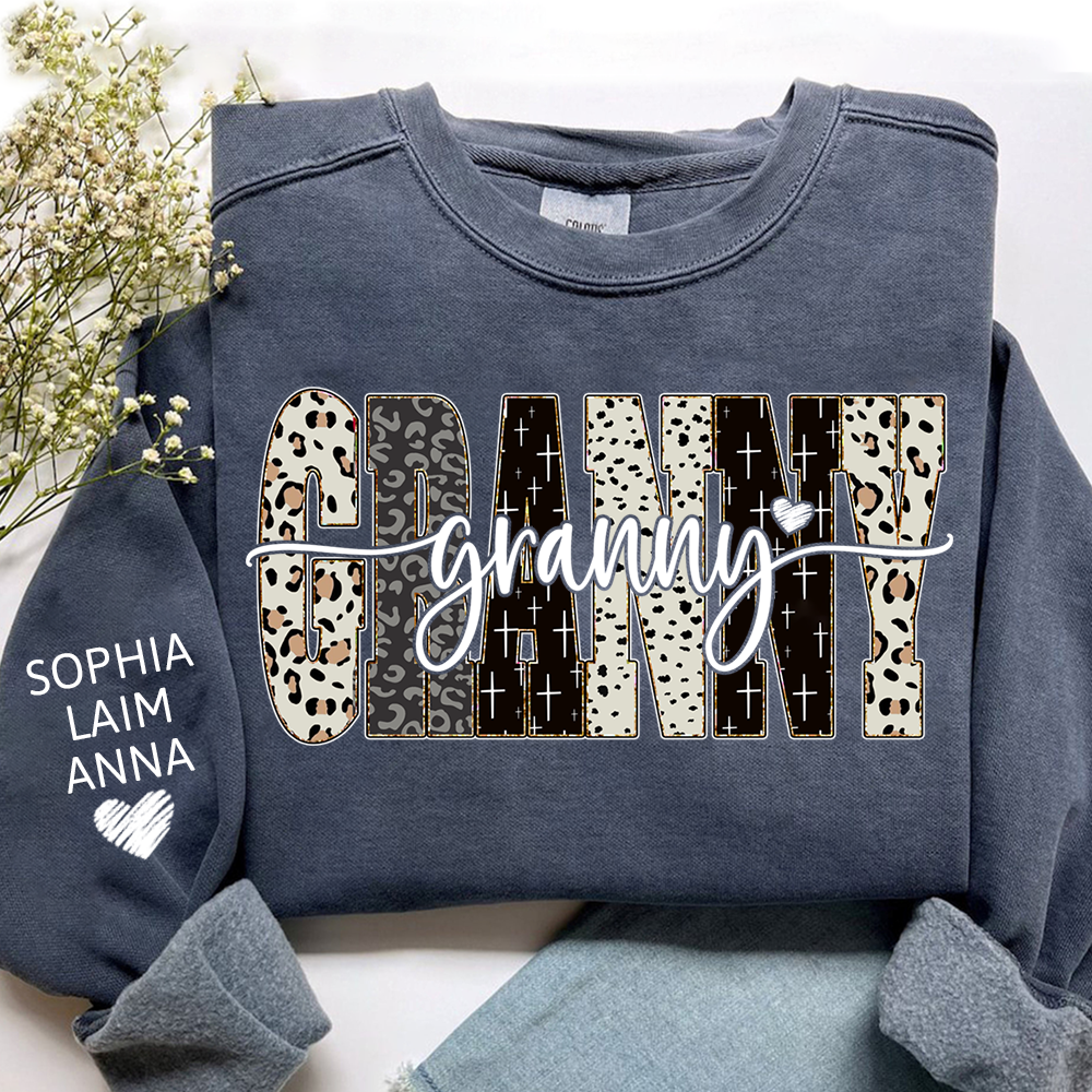 Custom Bible Style Granny Sweatshirt – Personalized Gift for Mom, Mama, or Grandma with Grandkids’ Names