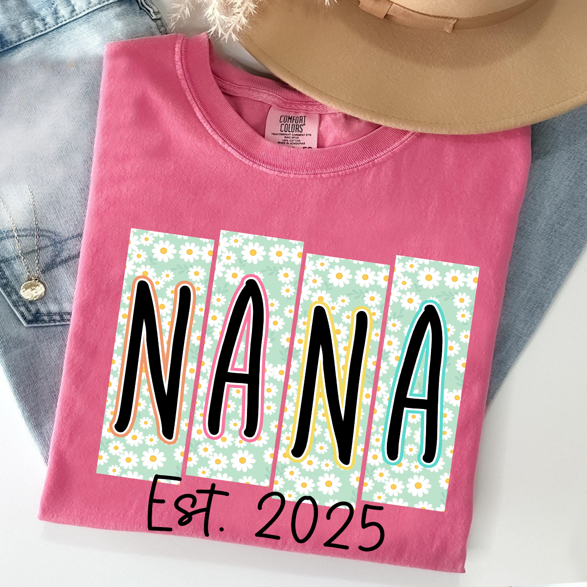 Personalized NANA EST. 2025 Sweatshirt – Daisy Flower Design Grandma Shirt