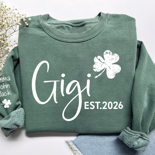 Gigi Shamrock Sweatshirt For St Patrick’s Day, Cute Green Family Sweatshirt For Grandma With The Names