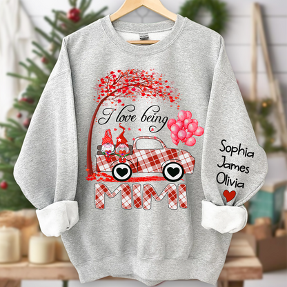 Personalized I Love Being Mimi Winter Truck, Gifts For Grandma Sweatshirt