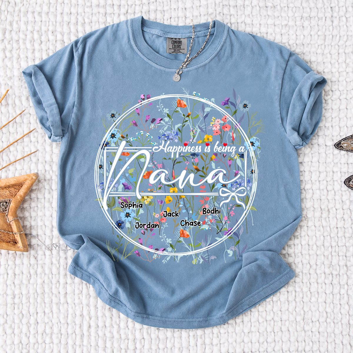 Comfort Colors® Happiness is Being a Nana - Personalized Floral Shirt with Kids’ Names, Ideal Gift for Nana