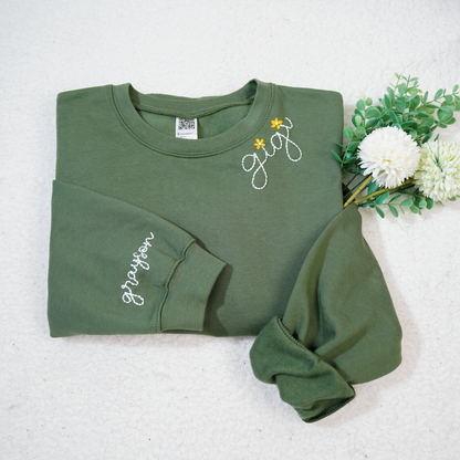 Custom Hand Embroidered Mimi With Grandkids Name On Sleeve Sweatshirt, Mother's Day Gift For Mom Mimi Grandma Nana Gigi Gaga