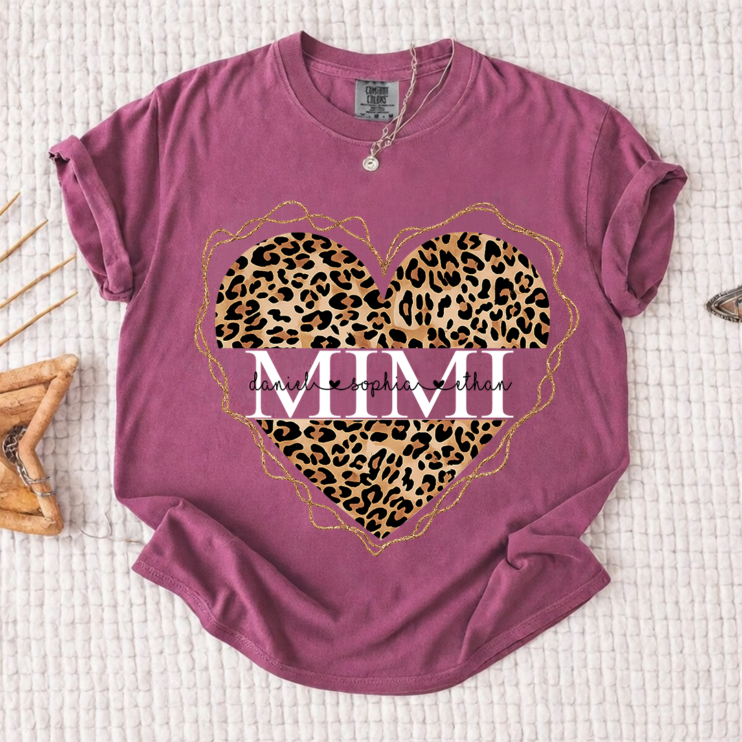 Comfort Colors Personalized Mimi Shirt Leopard Heart Design Custom Grandma Nana Gigi Name Tee with Grandkids Names Trendy Family Outfit for Women