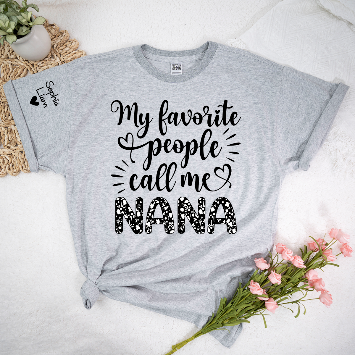 My Favorite People Call Me Nana Shirt, Cute Floral Nana T-Shirt for Grandma, Family Gift Idea