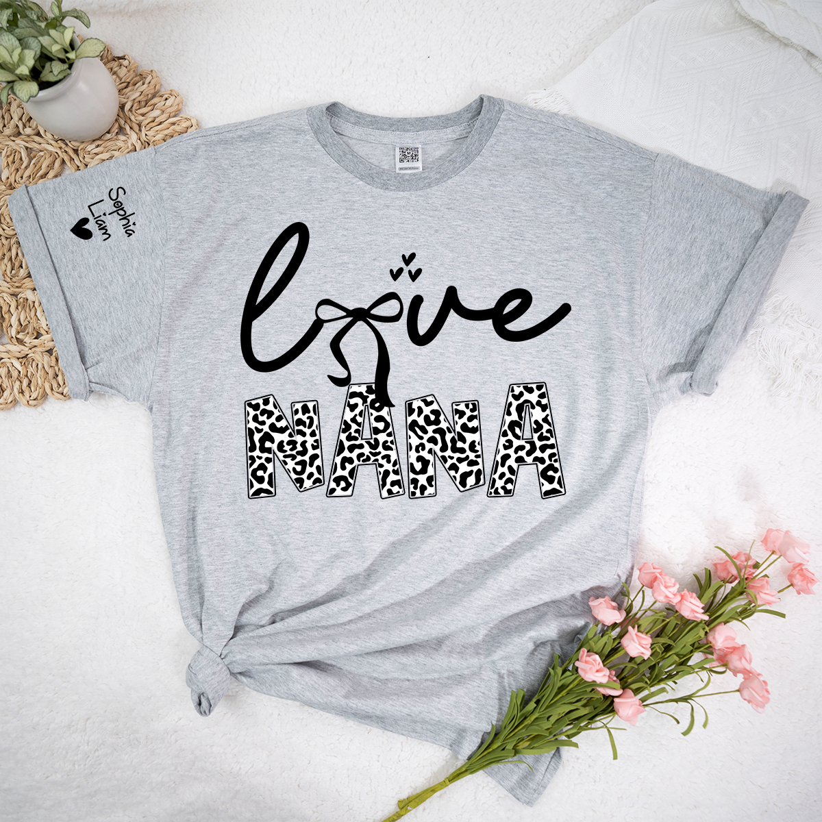 Love Nana Shirt, Cute Leopard Print Grandma Nickname T Shirt, Stylish Nana Apparel for Women, Meaningful Family Clothing
