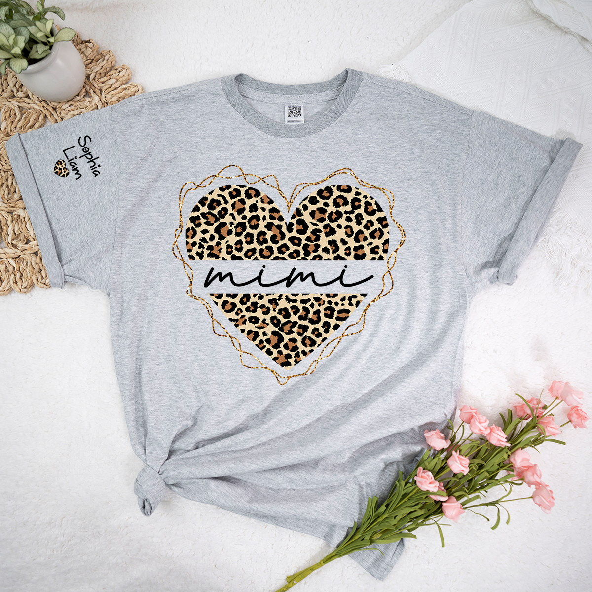 Mimi Leopard Heart Shirt for Women, Cute Grandma Mimi T-Shirt with Stylish Animal Print Design
