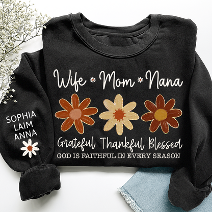 Personalized Grateful Blessed Grateful Sweatshirt, Custom Nicknames of Mom Wife Nana for Mimi and Kids