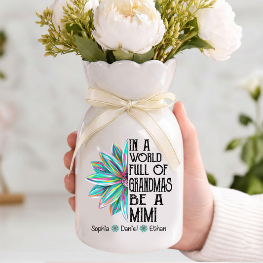 Personalized 'In a World Full of Grandmas Be a Mimi' Flower Vase, Custom Gift for Mimi with Grandkids' Names, Perfect for Mother's Day