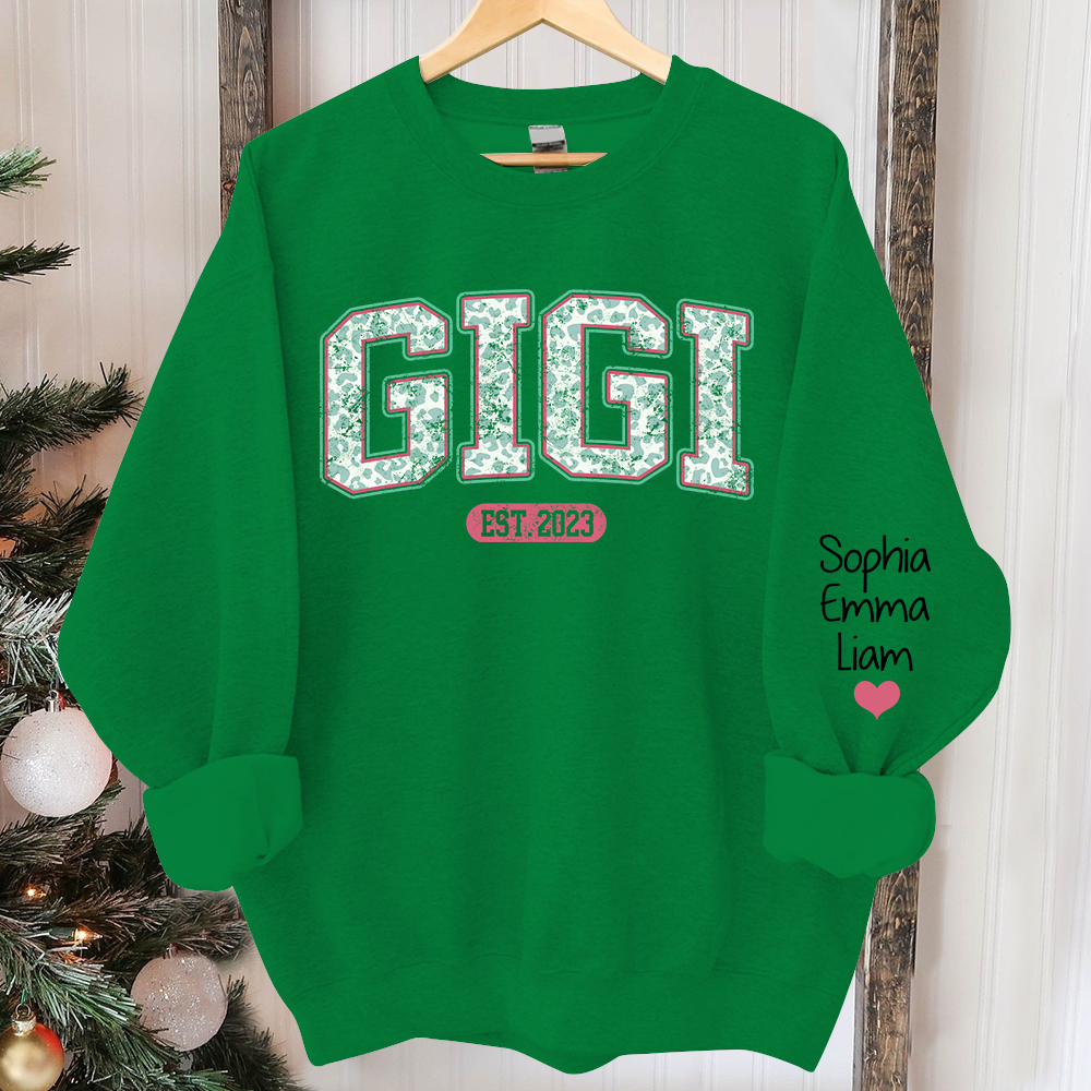 Personalized Gigi Est Leopard With Kids Christmas Sweatshirt