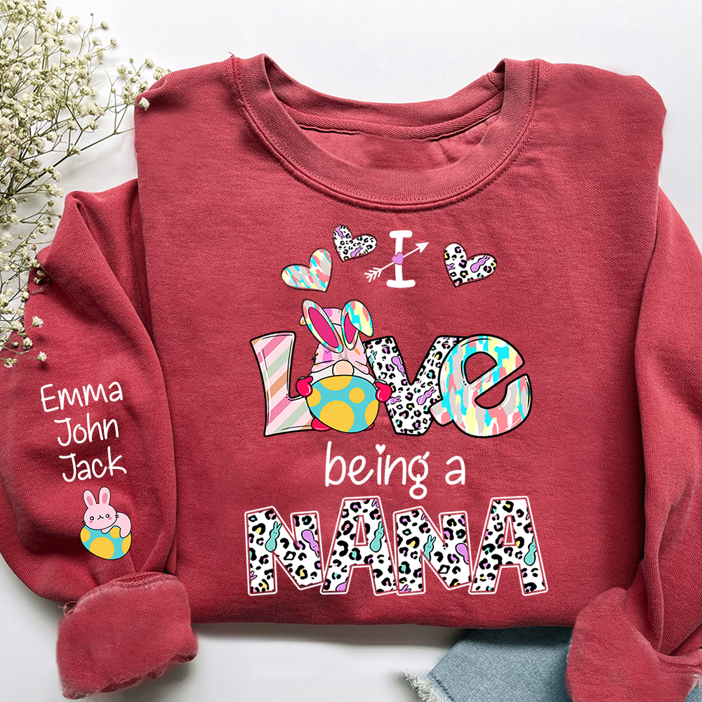 I Love Being a Nana Crewneck Sweatshirt, Sweet Family Love Graphic