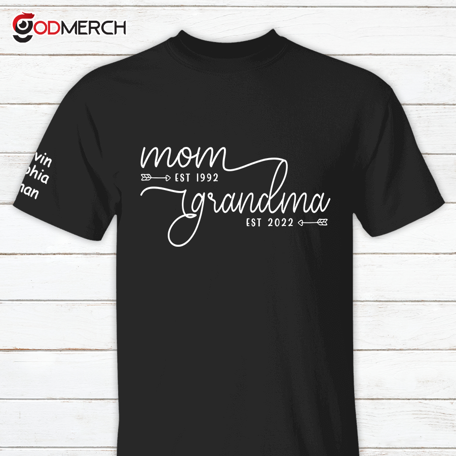 Personalized Mom Est Grandma Est TH T-Shirt