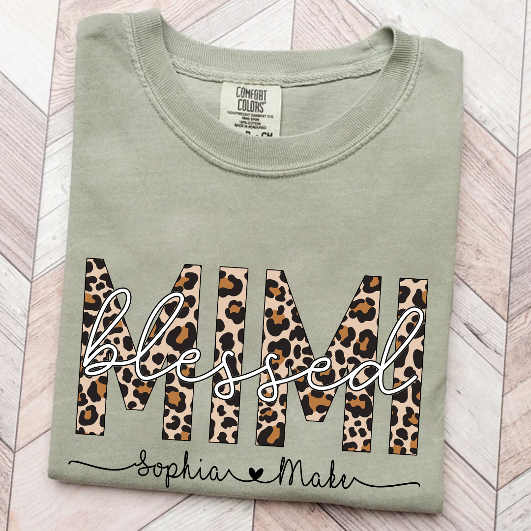 Comfort Colors® -Blessed Mimi Leopard Print T-Shirt – Personalized Grandma Tee with Grandkids' Names – Custom Gift for Mimi