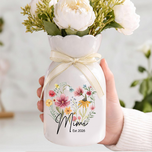 Custom Mimi Flower Vase, Personalized Ceramic Vase with Family Names, Ideal Gift for Nana
