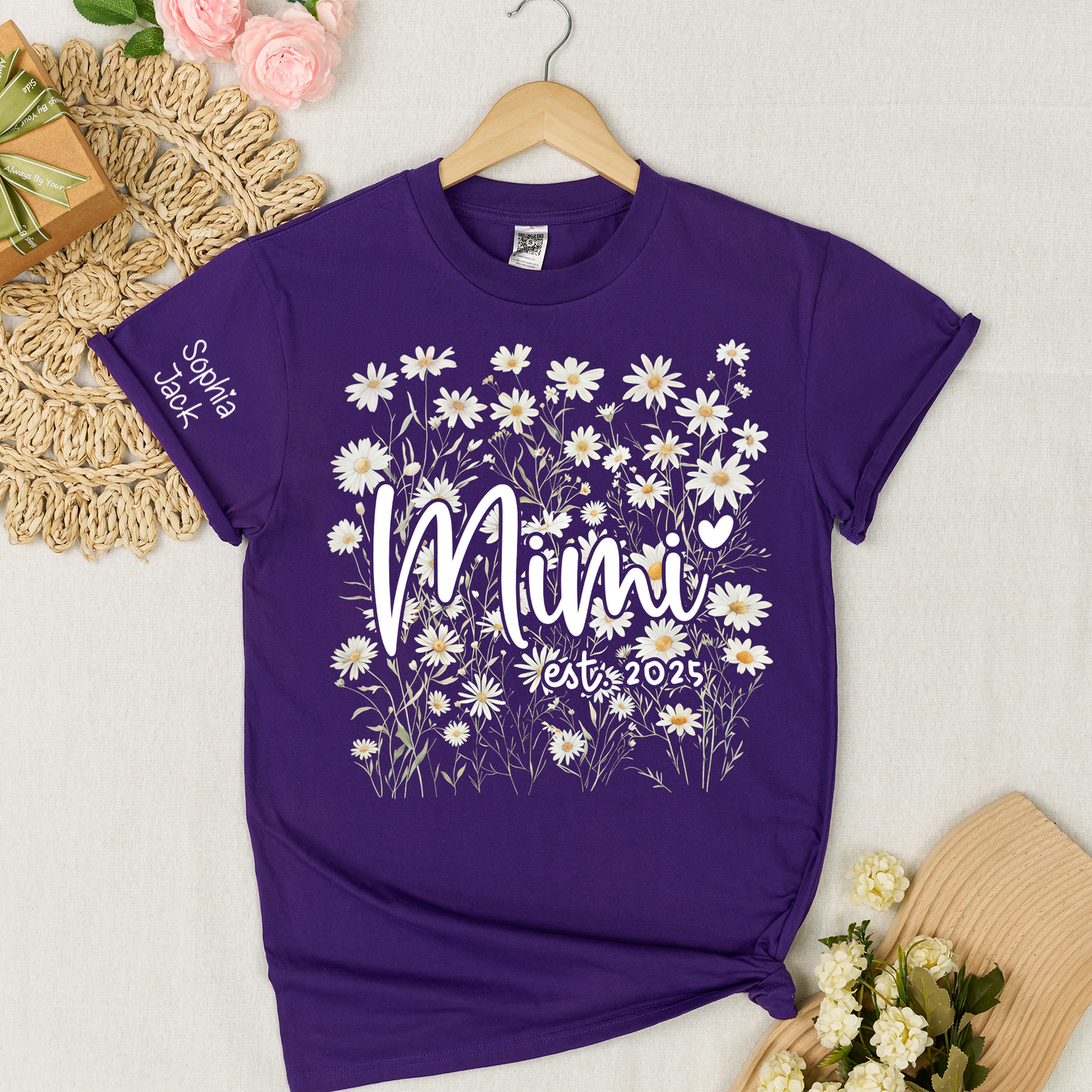 Personalized Mimi Floral Tee, Custom Daisy Design with Name & Year, Comfortable Cotton T-Shirt, Great Gift for Grandmothers, Mother's Day Gift