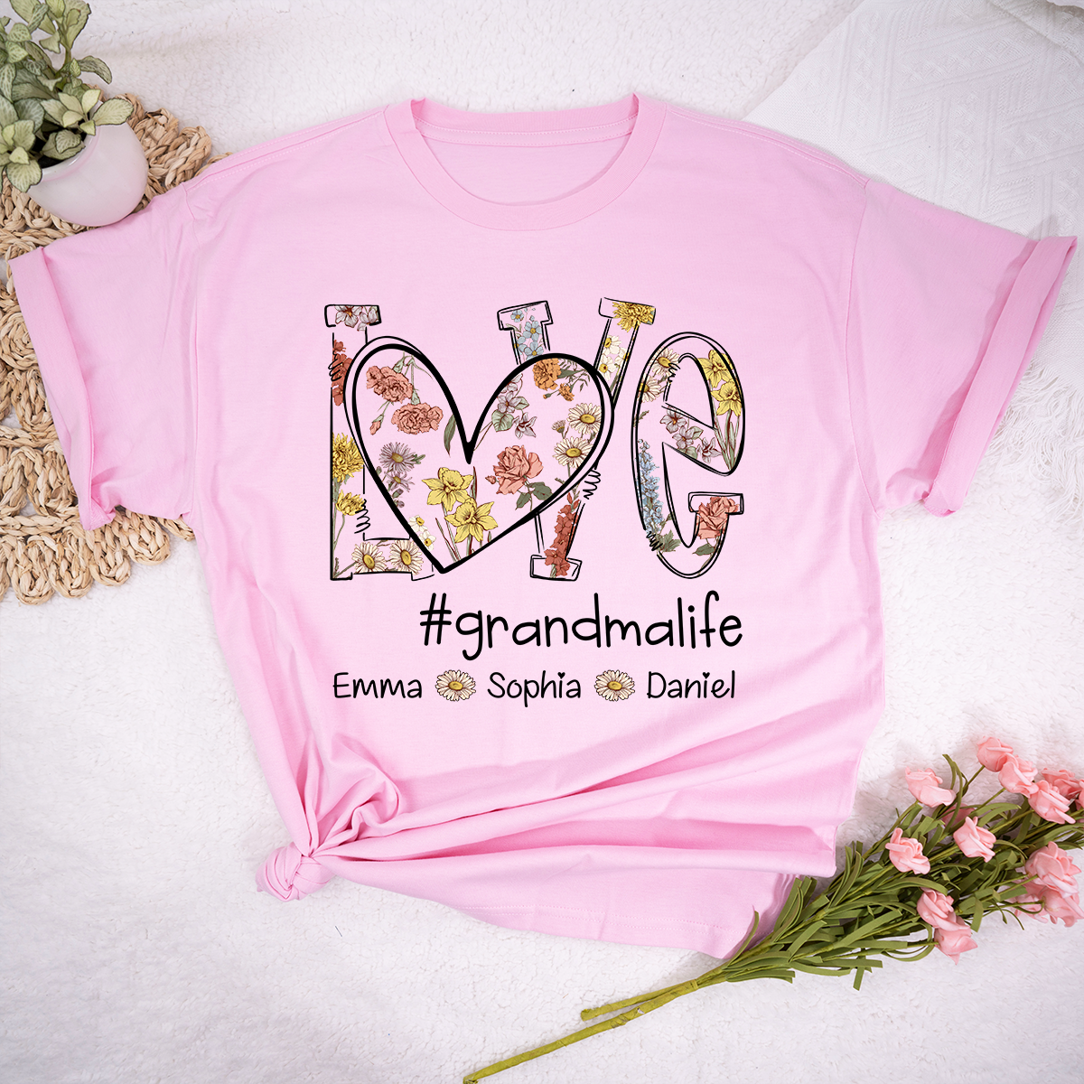 Love Flower Grandma Life With Grandkids, Mother's Day Gift TH T-Shirt