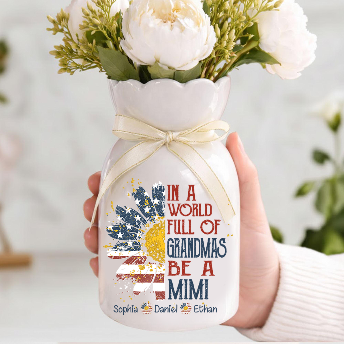Personalized Mimi Flower Vase, In a World Full of Grandmas Be a Mimi, Custom Gift with Family Names