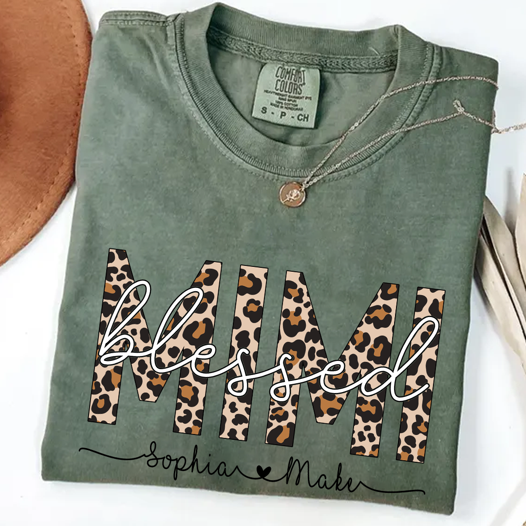 Comfort Colors® -Blessed Mimi Leopard Print T-Shirt – Personalized Grandma Tee with Grandkids' Names – Custom Gift for Mimi