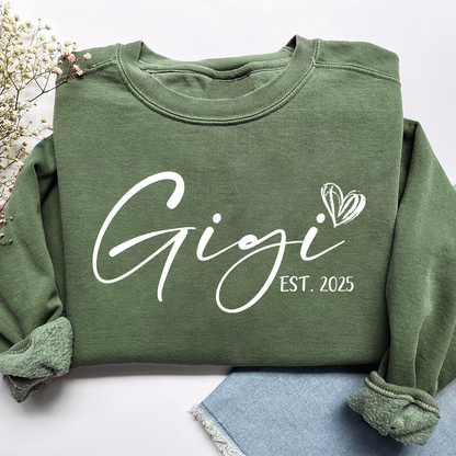 Gigi Est. 2025 Sweatshirt, Personalized Grandma Announcement Tee