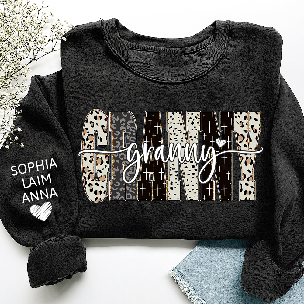 Custom Bible Style Granny Sweatshirt – Personalized Gift for Mom, Mama, or Grandma with Grandkids’ Names