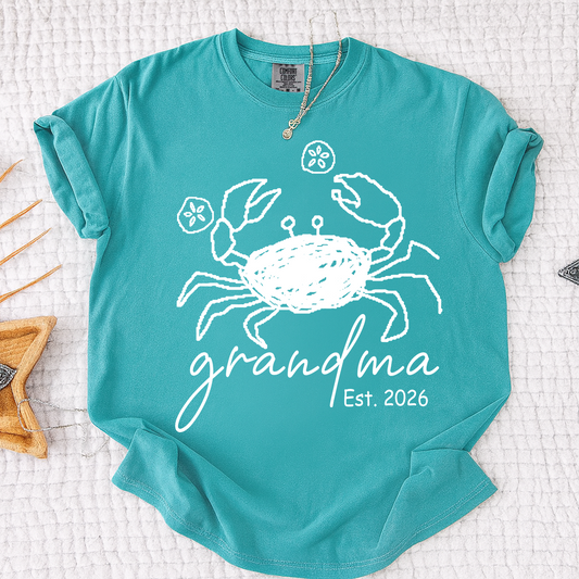 Grandma Summer Vibes Crab Shirt, Coastal Grandma T Shirt, Funny Beach Grandma Graphic Tee, Summer Vacation Gift for Grandma