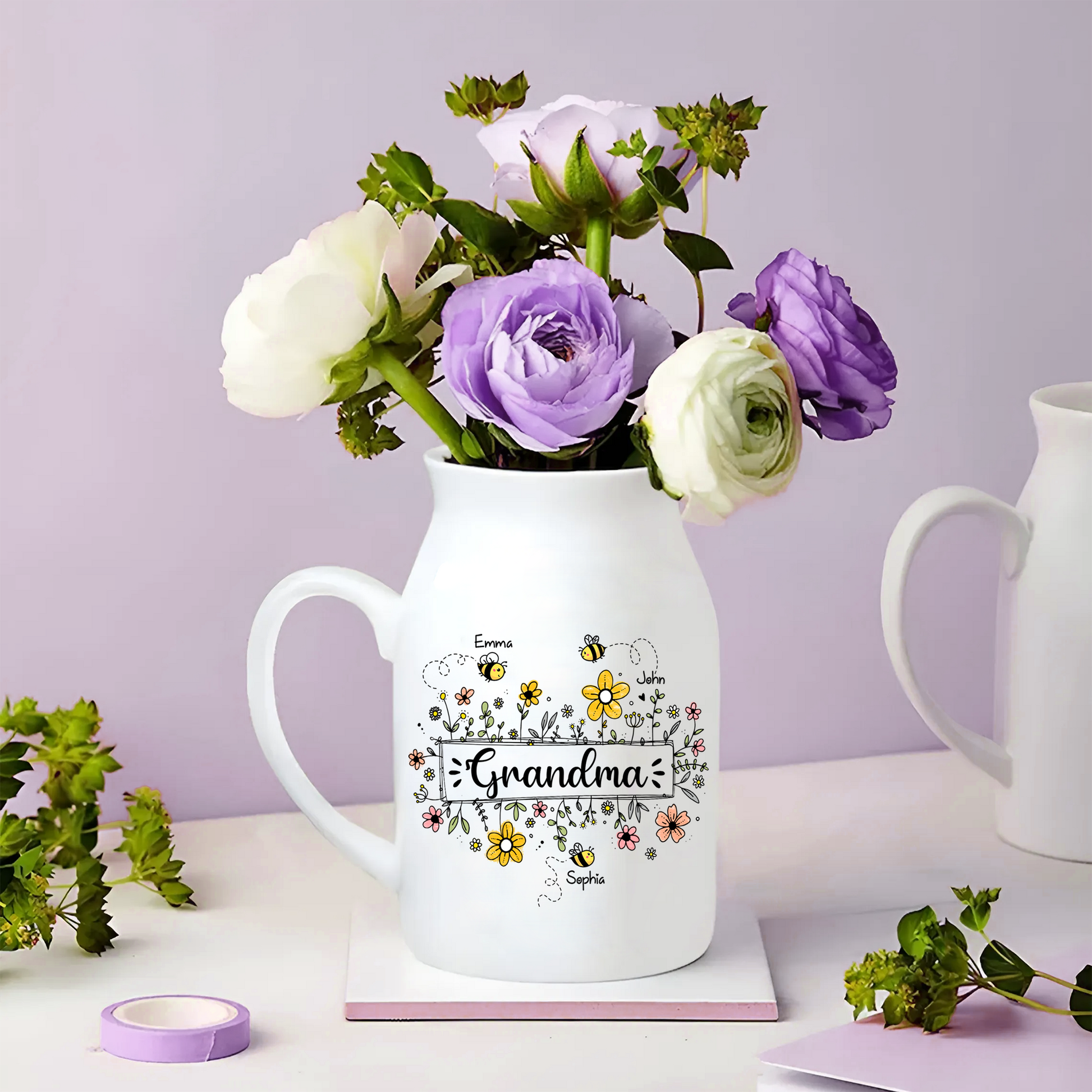 Personalized Grandma Flower Bee And Grandkids Flower Vase CL01