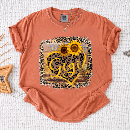 Comfort Colors Leopard Print Gigi Shirt, Personalized Sunflower Heart T-Shirt, Cute Grandmother Gift, Gigi Floral Leopard Tee, Gift for Mother's Day