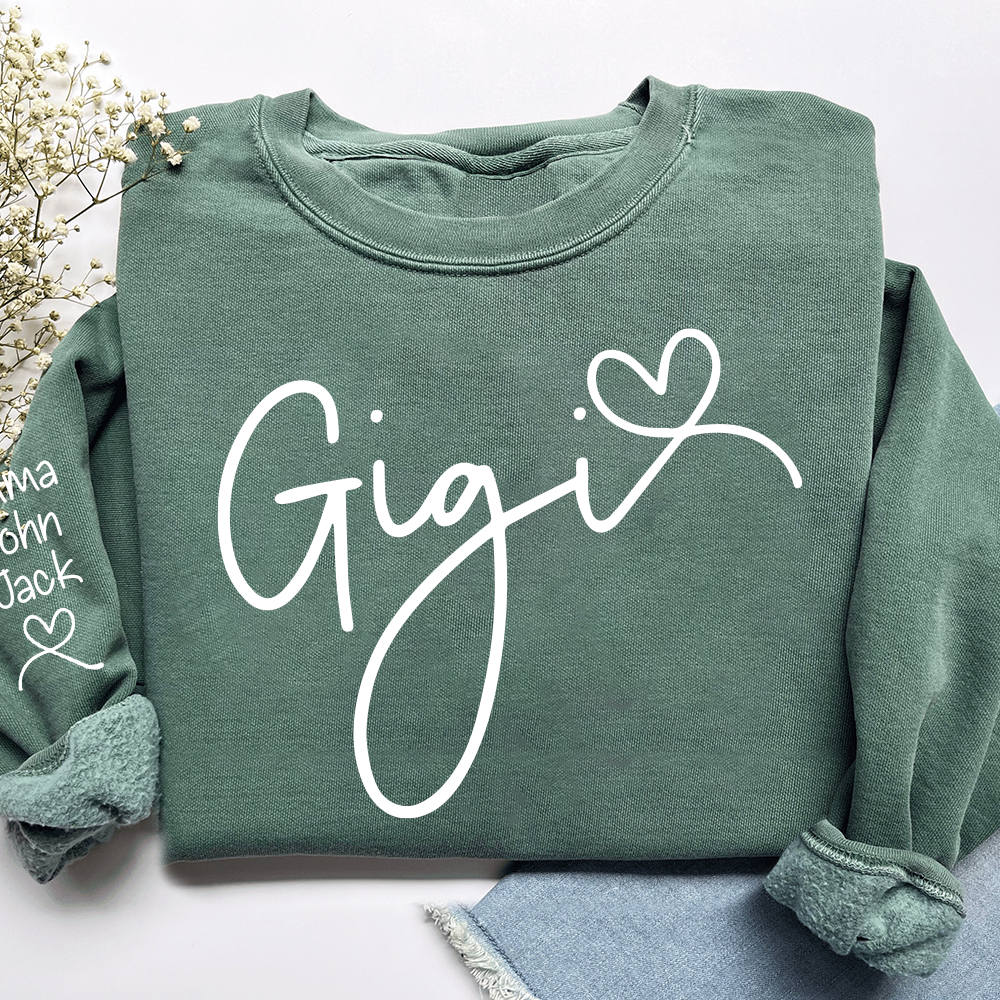 Custom Gigi Sweatshirt, Elegant Script Heart Design Personalized Names