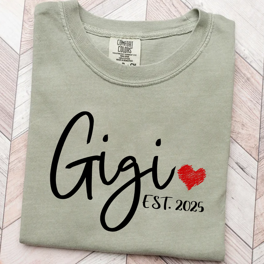 Comfort Colors® Personalized Gigi Est 2025 T-Shirt
