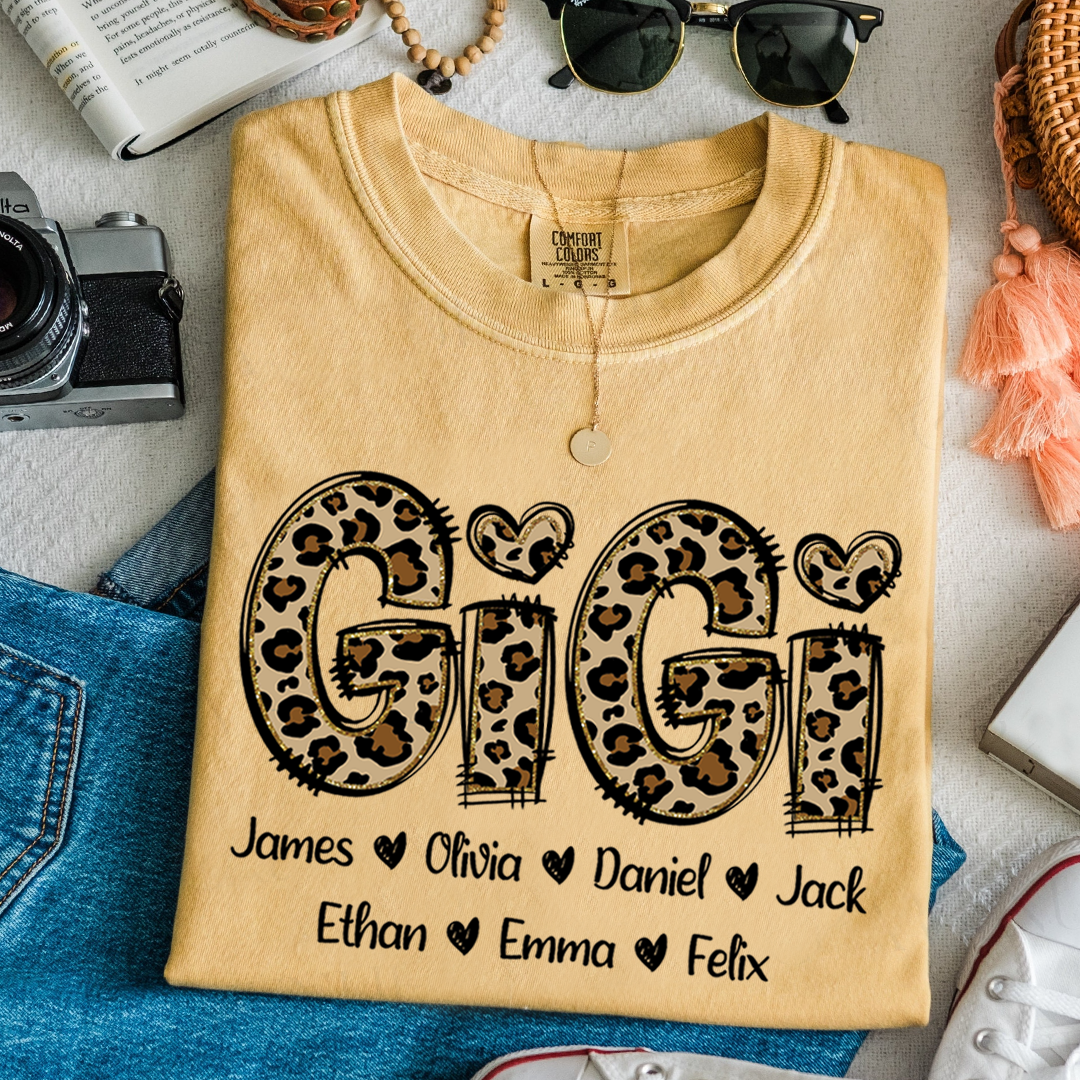 Comfort Colors® Personalize Gigi Leopard Shirt, Custom Grandma With Grandkids, Gift for Grandma Shirt