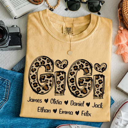 Comfort Colors® Personalize Gigi Leopard Shirt, Custom Grandma With Grandkids, Gift for Grandma Shirt