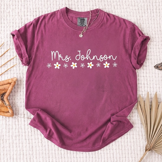 Personalized Teacher Name T-Shirt – Custom Floral Name Tee, Add Your Teacher Name, Back to School Outfit, Gifts for Teachers